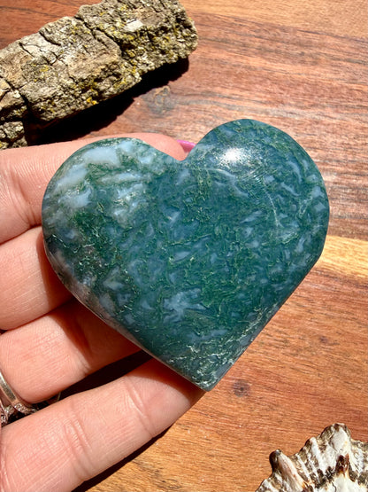 MOSS AGATE HEART