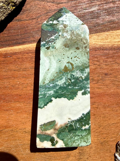 GREEN UNICORN JASPER TOWER