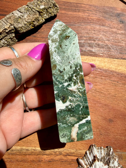 GREEN UNICORN JASPER TOWER