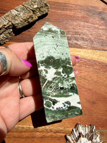 GREEN UNICORN JASPER TOWER