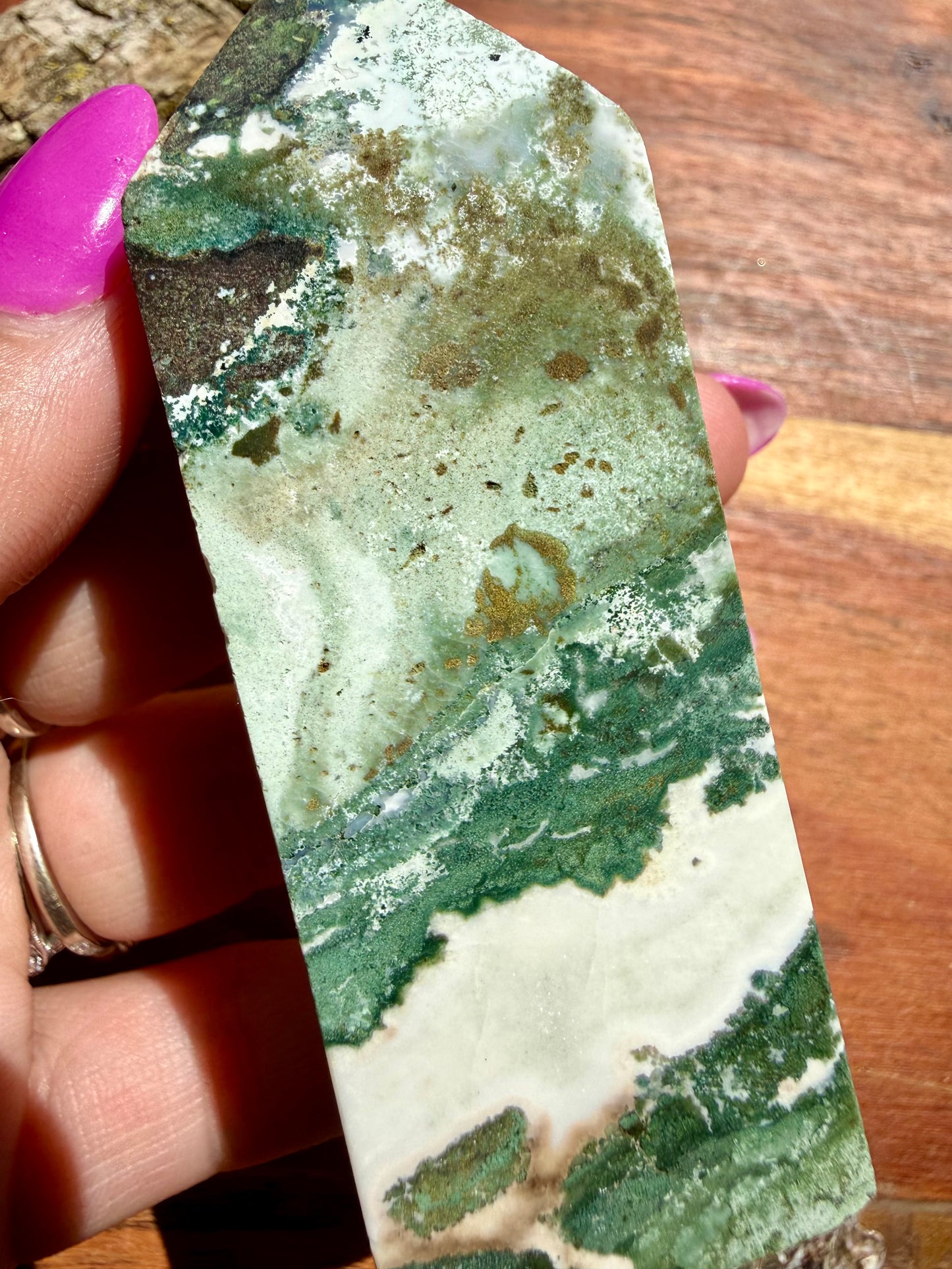 GREEN UNICORN JASPER TOWER