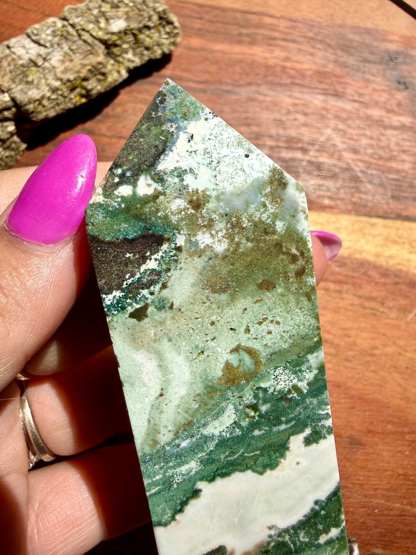 GREEN UNICORN JASPER TOWER