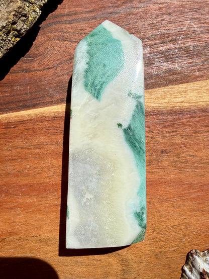 GREEN UNICORN JASPER TOWER