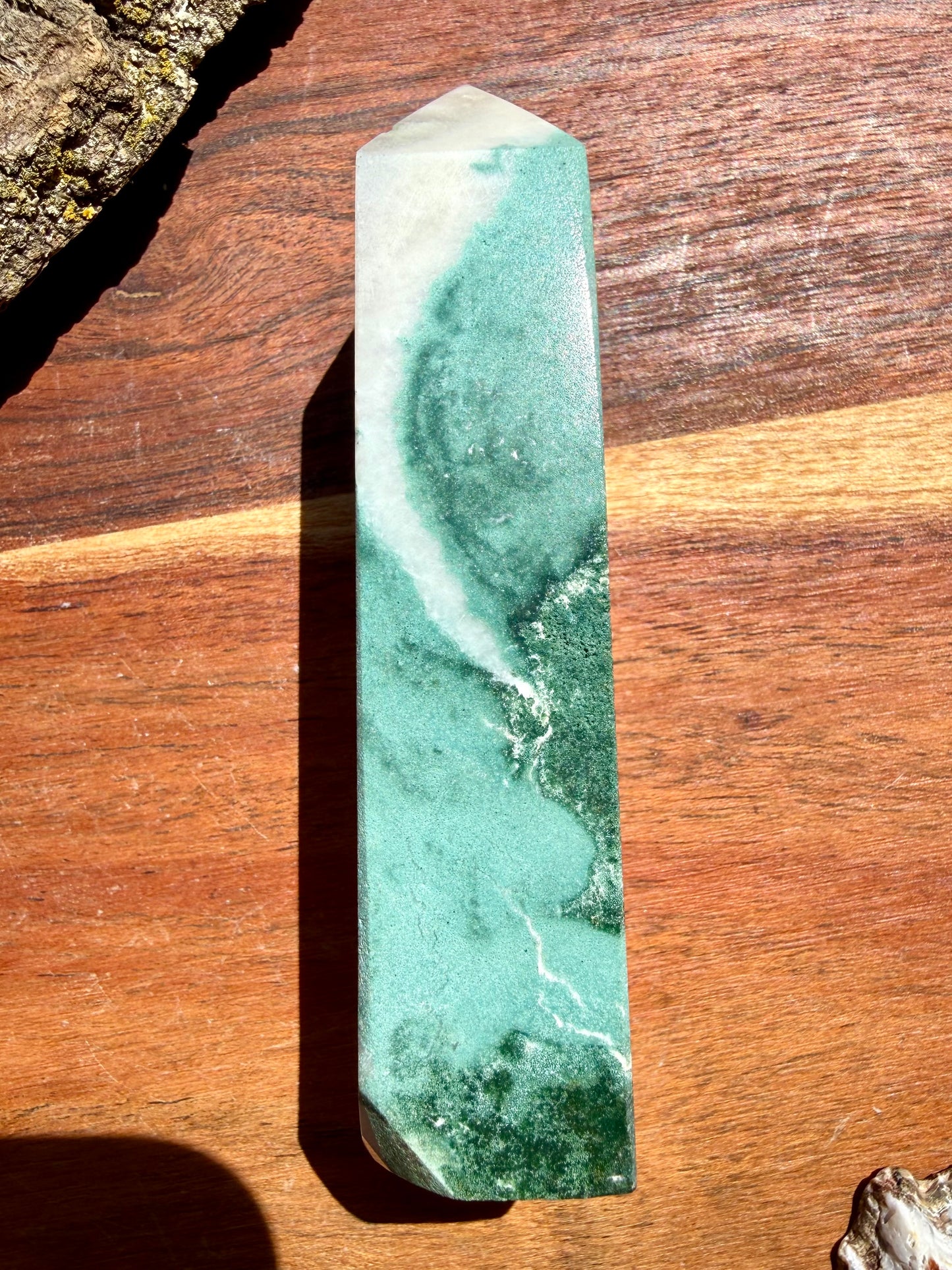 GREEN UNICORN JASPER TOWER