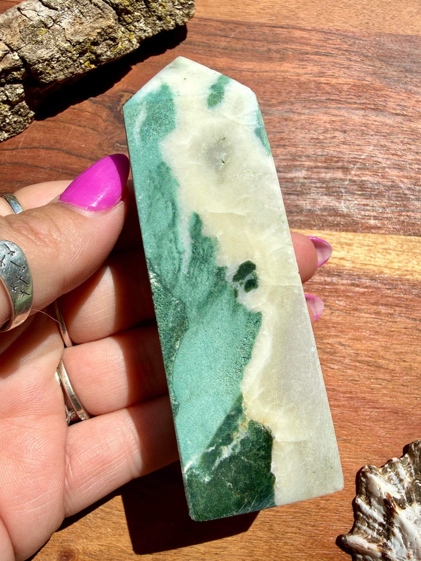 GREEN UNICORN JASPER TOWER