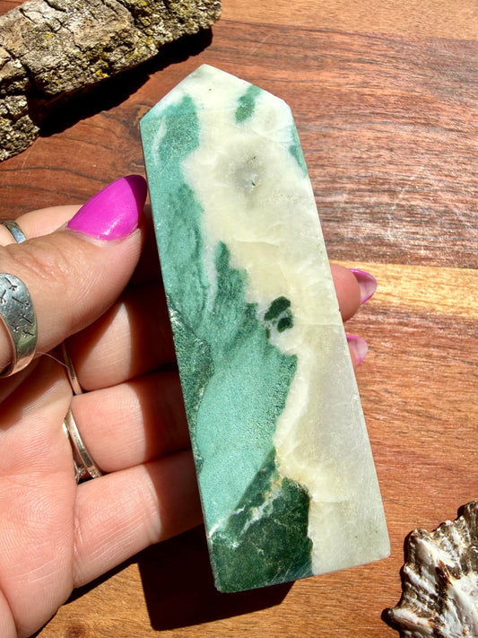 GREEN UNICORN JASPER TOWER