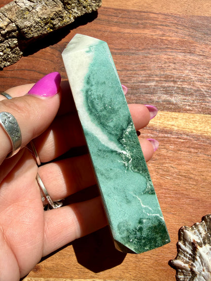 GREEN UNICORN JASPER TOWER