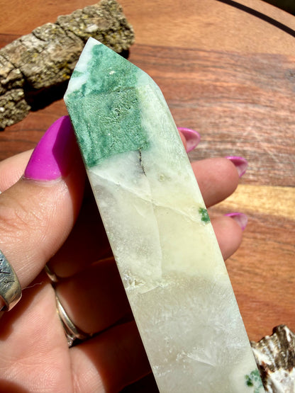 GREEN UNICORN JASPER TOWER