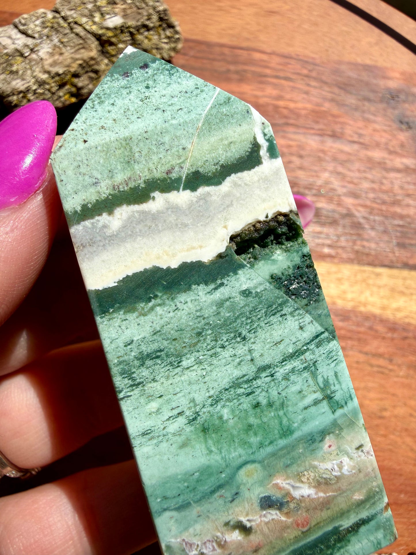 GREEN UNICORN JASPER TOWER