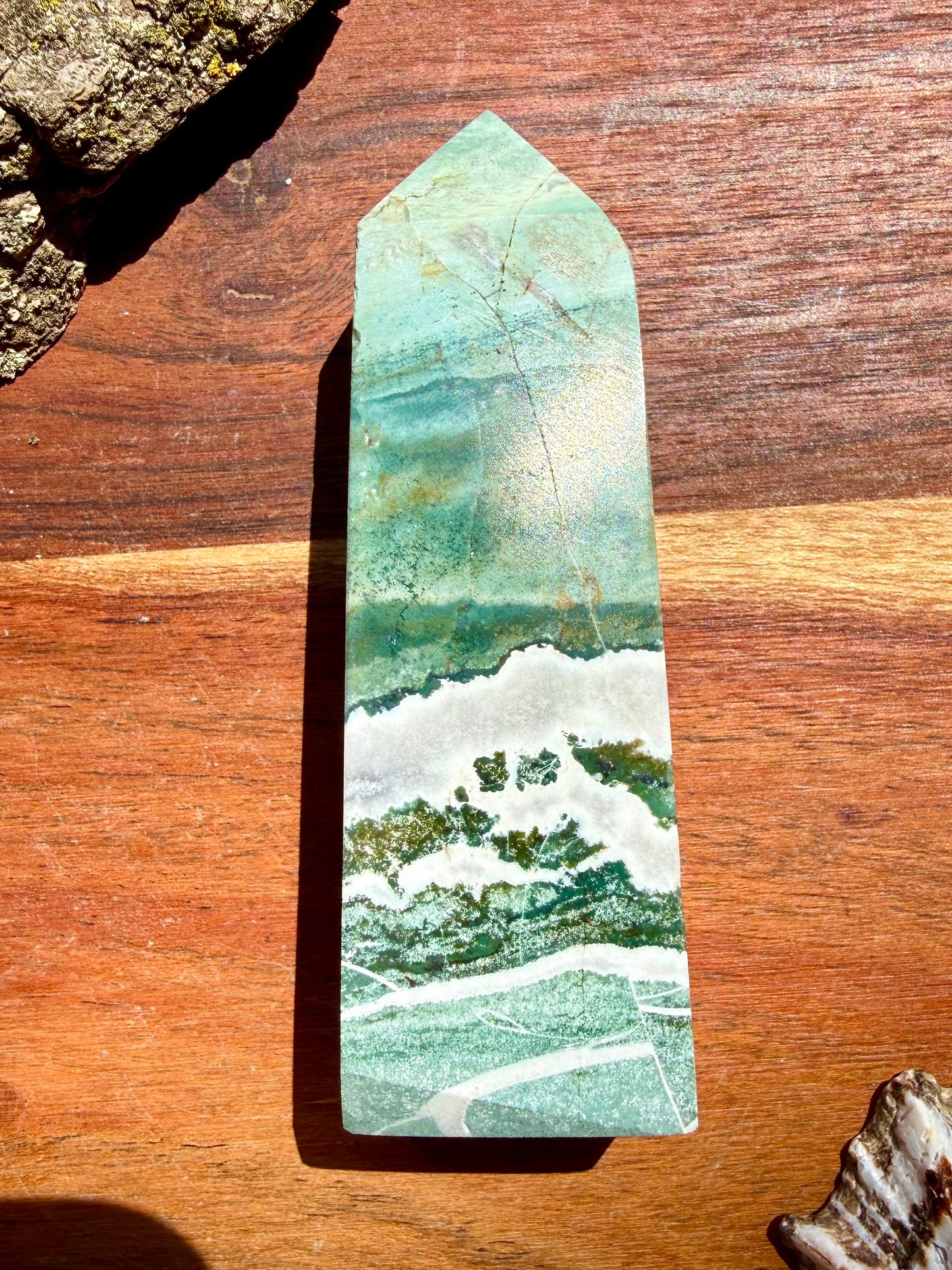 GREEN UNICORN JASPER TOWER