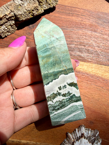 GREEN UNICORN JASPER TOWER
