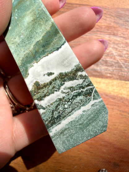 GREEN UNICORN JASPER TOWER