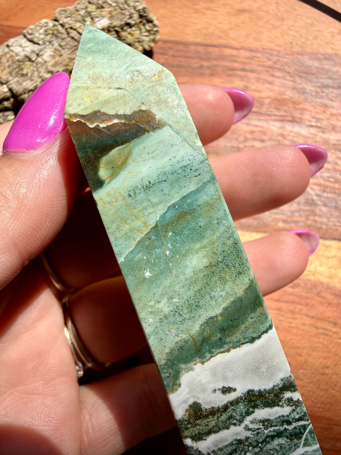 GREEN UNICORN JASPER TOWER