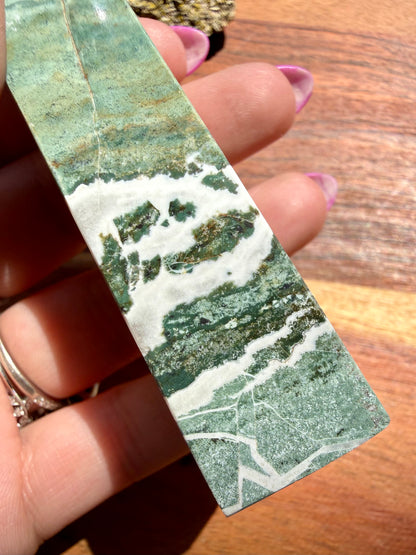 GREEN UNICORN JASPER TOWER
