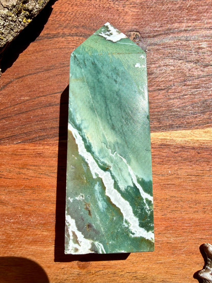 GREEN UNICORN JASPER TOWER