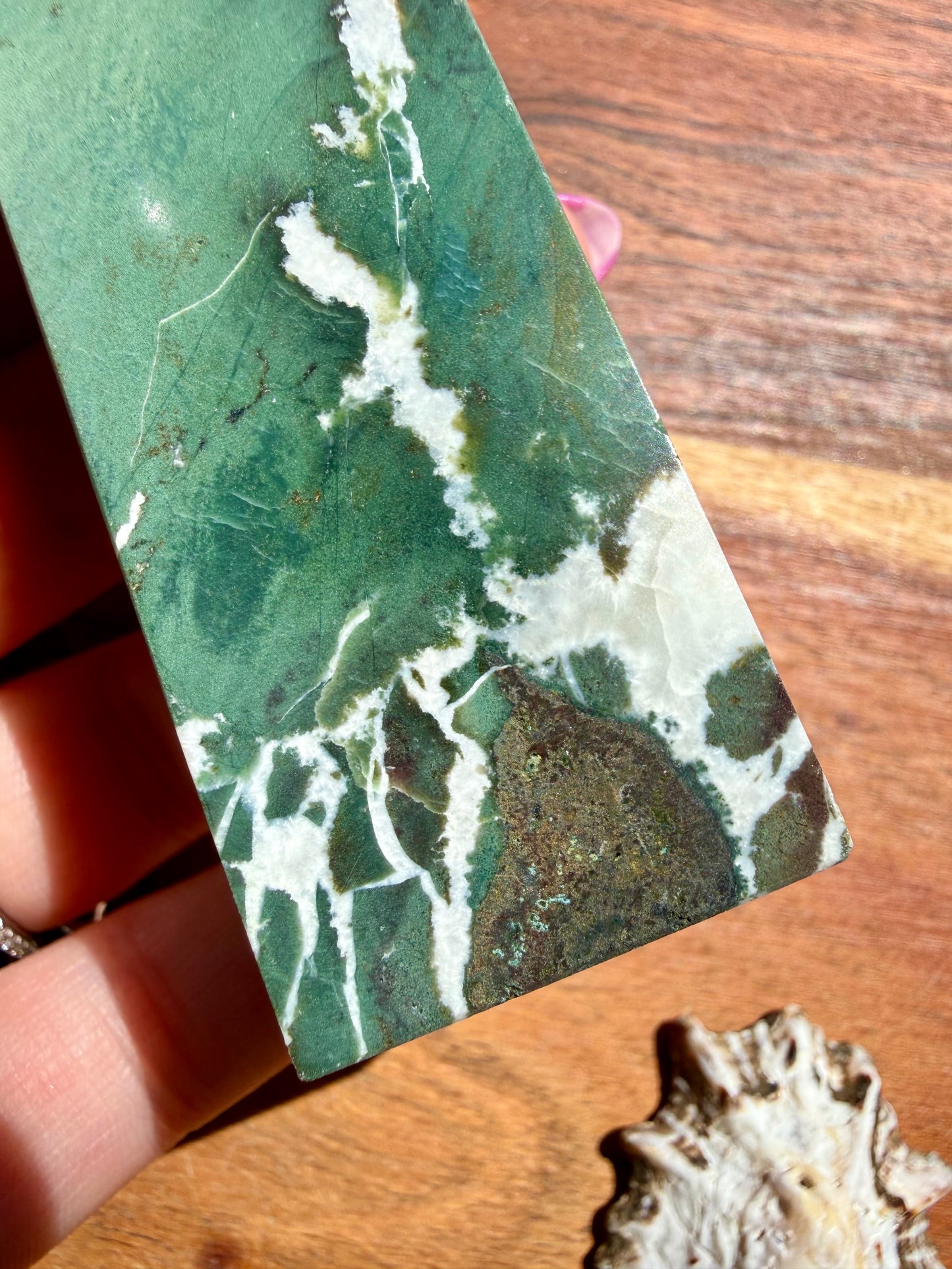 GREEN UNICORN JASPER TOWER