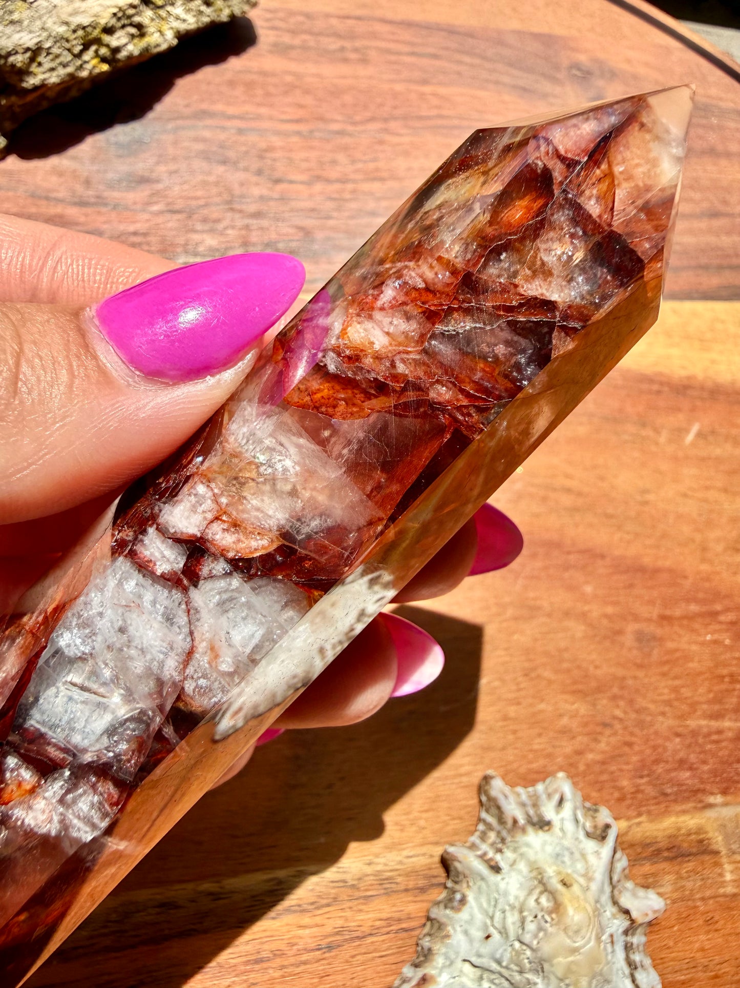 HIGH QUALITY FIRE QUARTZ TOWER
