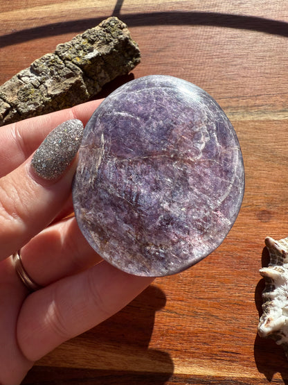 FLASHY LEPIDOLITE PALM STONE