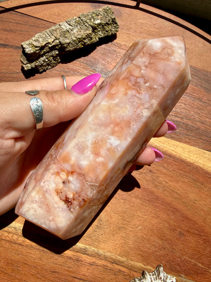 CARNELIAN FLOWER AGATE TOWER