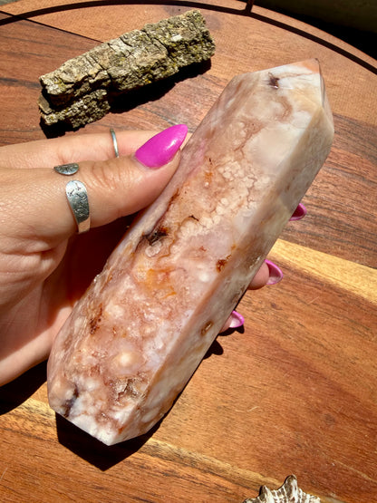 CARNELIAN FLOWER AGATE TOWER