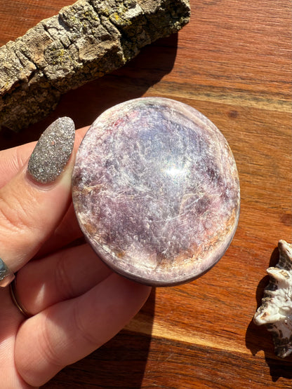 FLASHY LEPIDOLITE PALM STONE