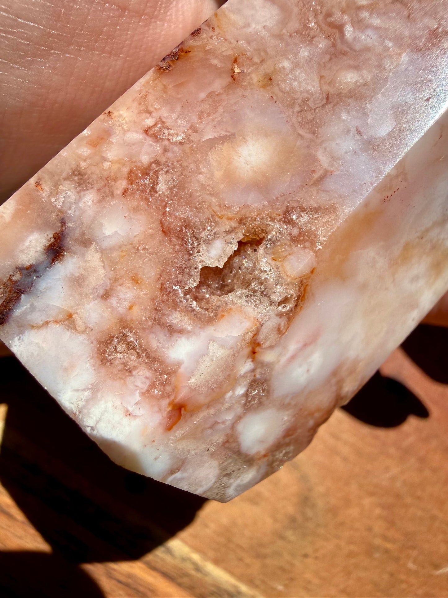 CARNELIAN FLOWER AGATE TOWER