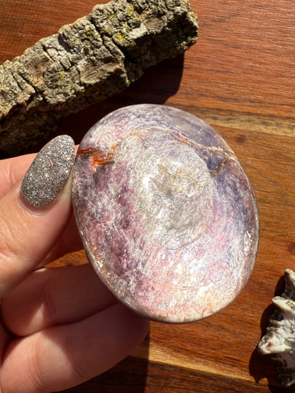 FLASHY LEPIDOLITE PALM STONE