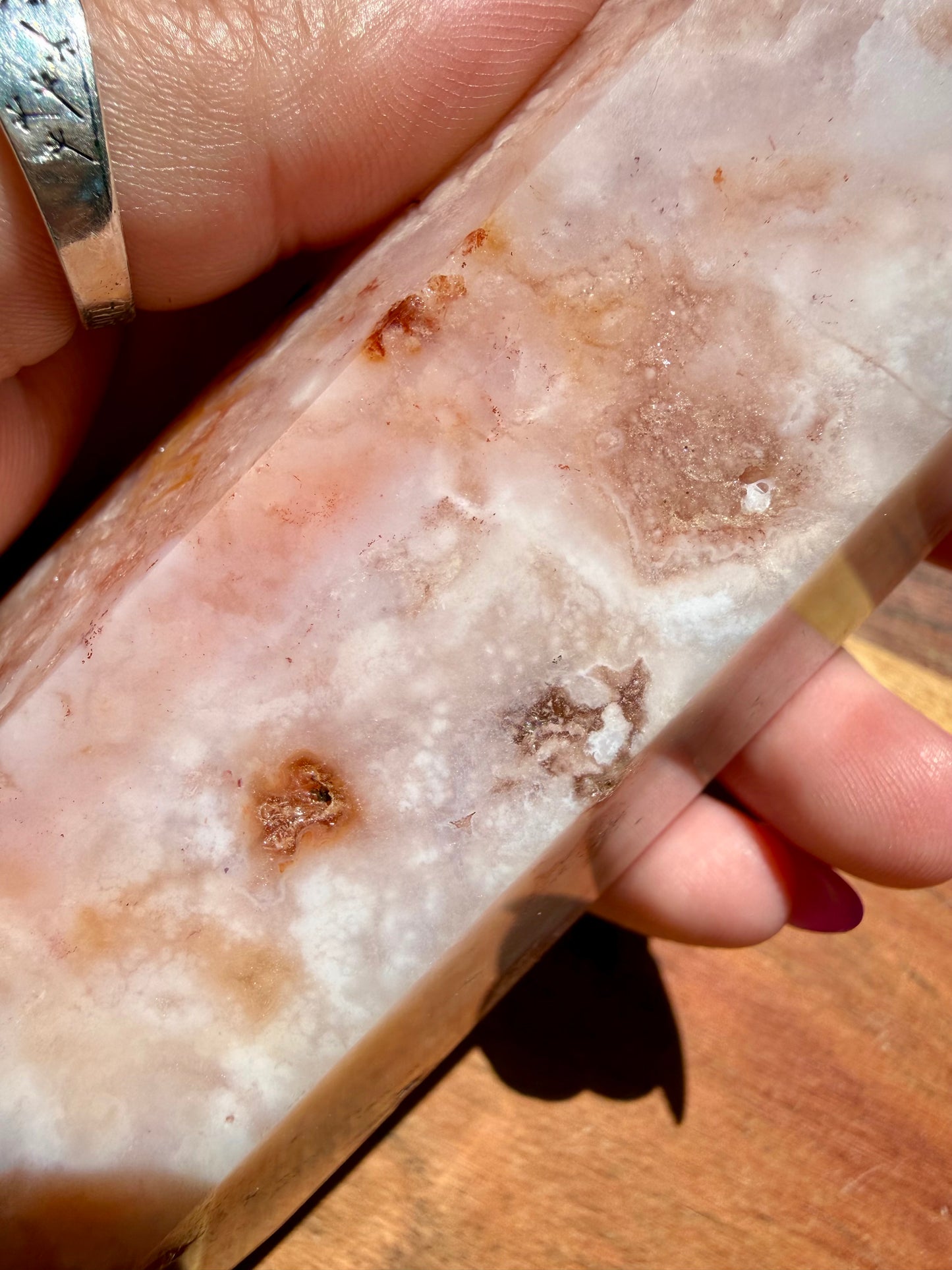 CARNELIAN FLOWER AGATE TOWER