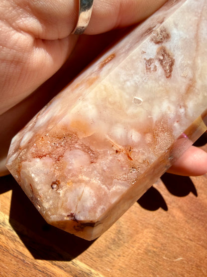 CARNELIAN FLOWER AGATE TOWER