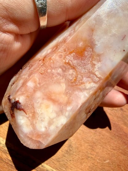 CARNELIAN FLOWER AGATE TOWER