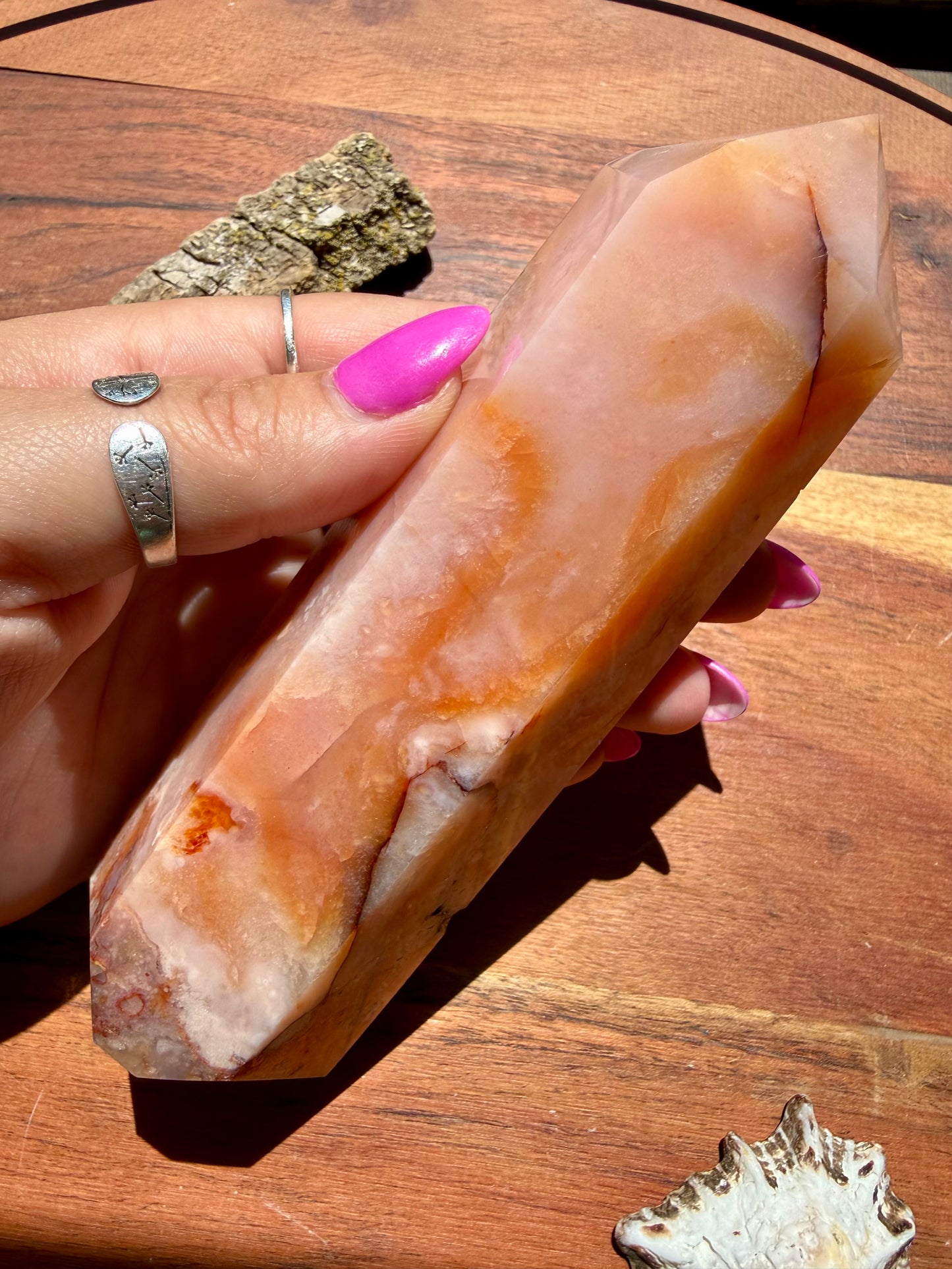 CARNELIAN FLOWER AGATE TOWER