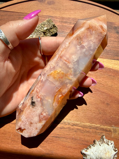 CARNELIAN FLOWER AGATE TOWER