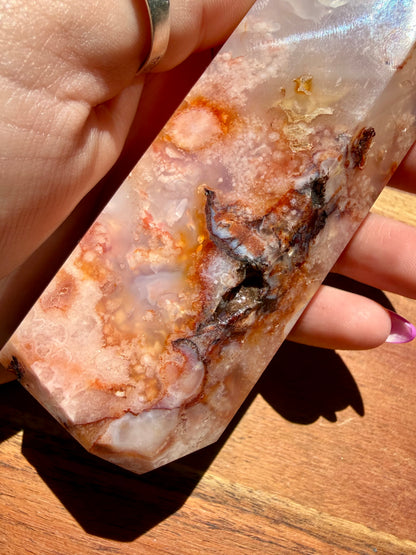 CARNELIAN FLOWER AGATE TOWER