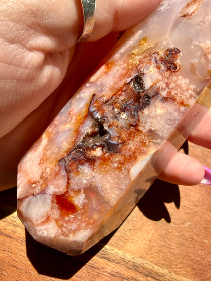 CARNELIAN FLOWER AGATE TOWER