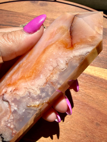 CARNELIAN FLOWER AGATE TOWER