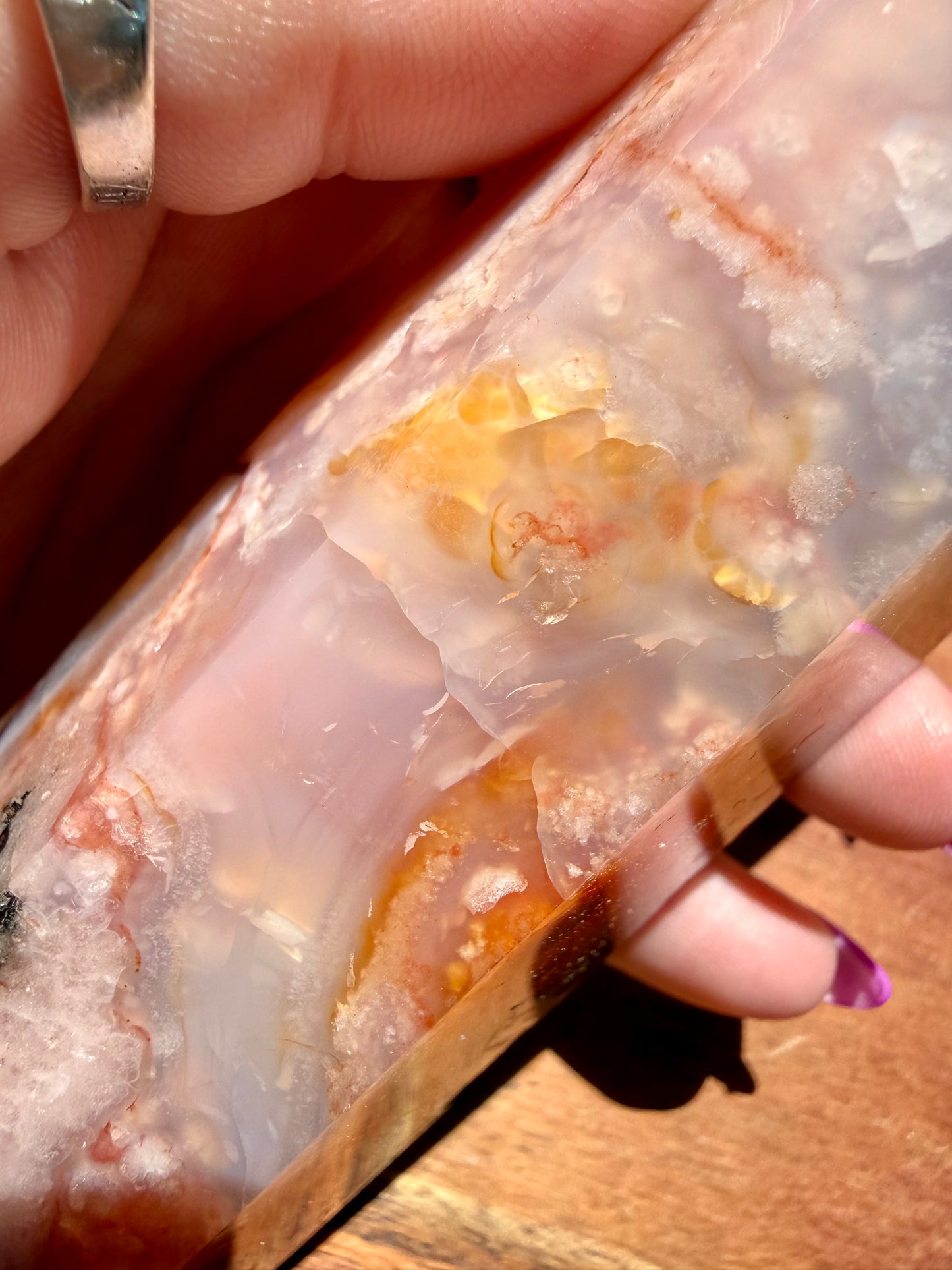 CARNELIAN FLOWER AGATE TOWER