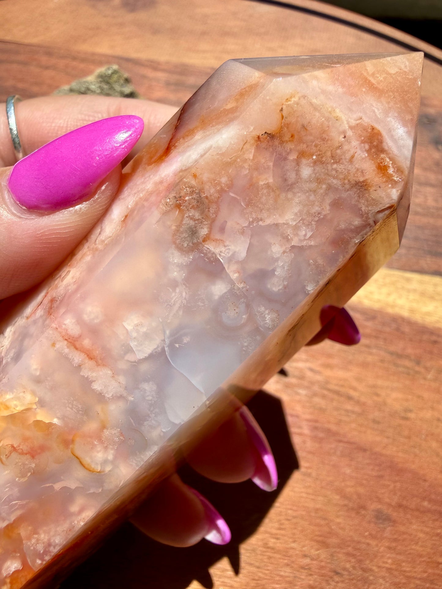 CARNELIAN FLOWER AGATE TOWER