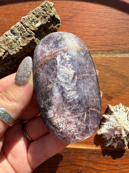 FLASHY LEPIDOLITE PALM STONE
