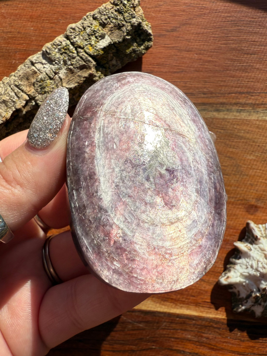 FLASHY LEPIDOLITE PALM STONE