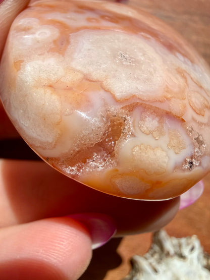 CARNELIAN FLOWER AGATE PALM STONE