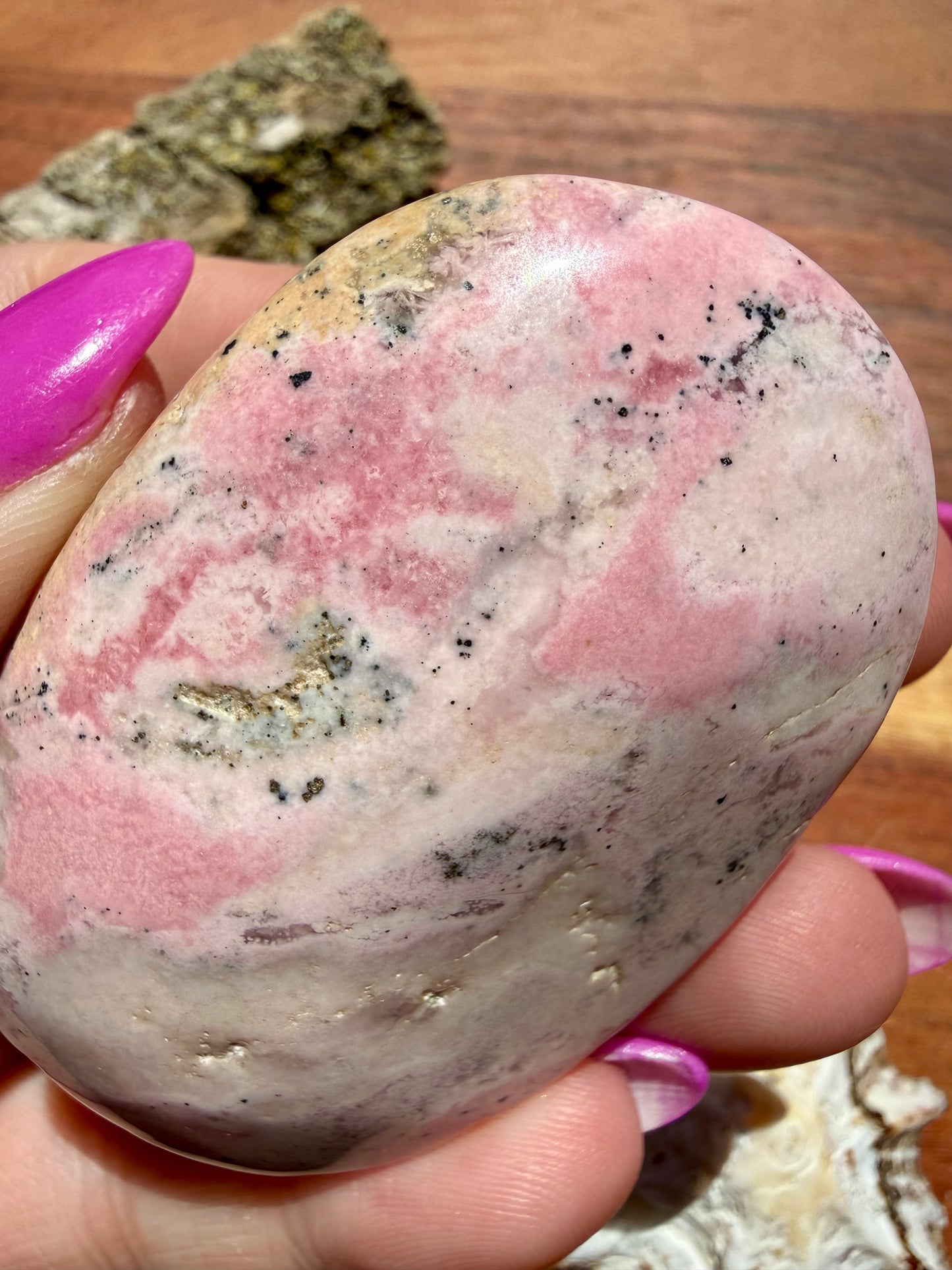 PINK PERUVIAN RHODONITE PALM STONE