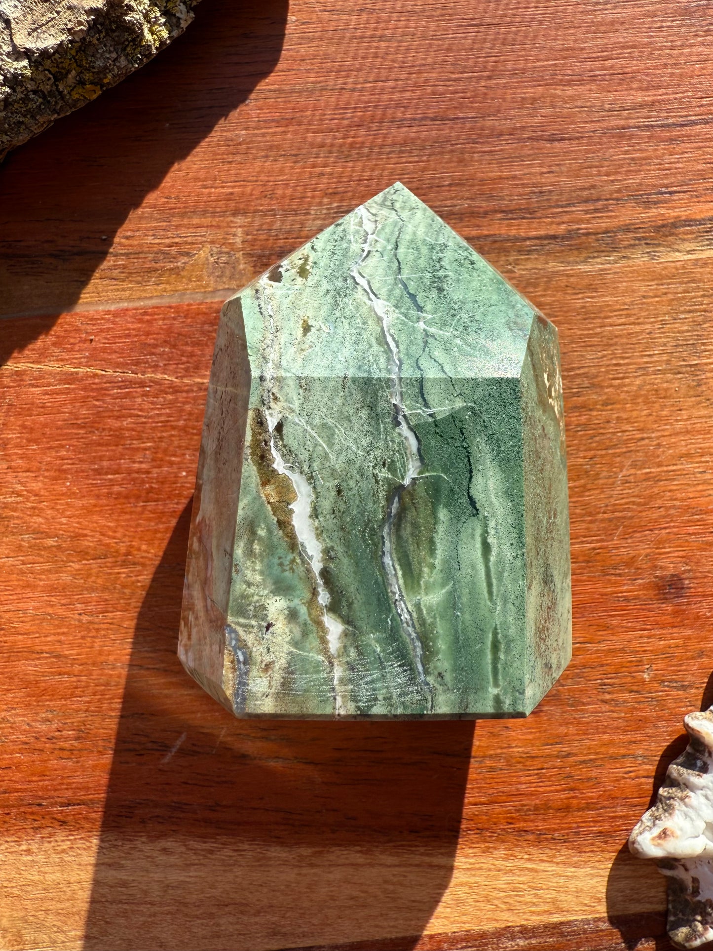 UNICORN JASPER TOWER