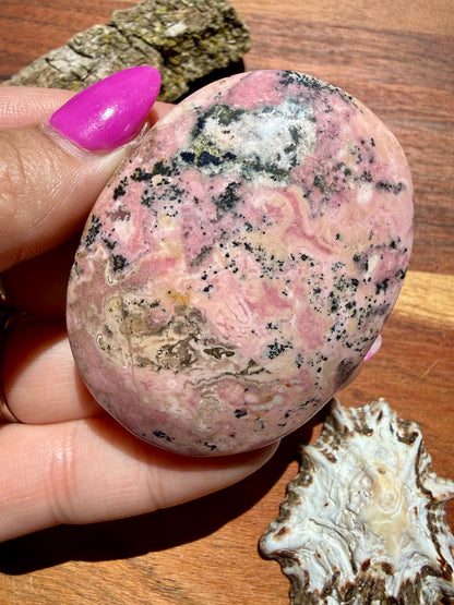 PINK PERUVIAN RHODONITE PALM STONE
