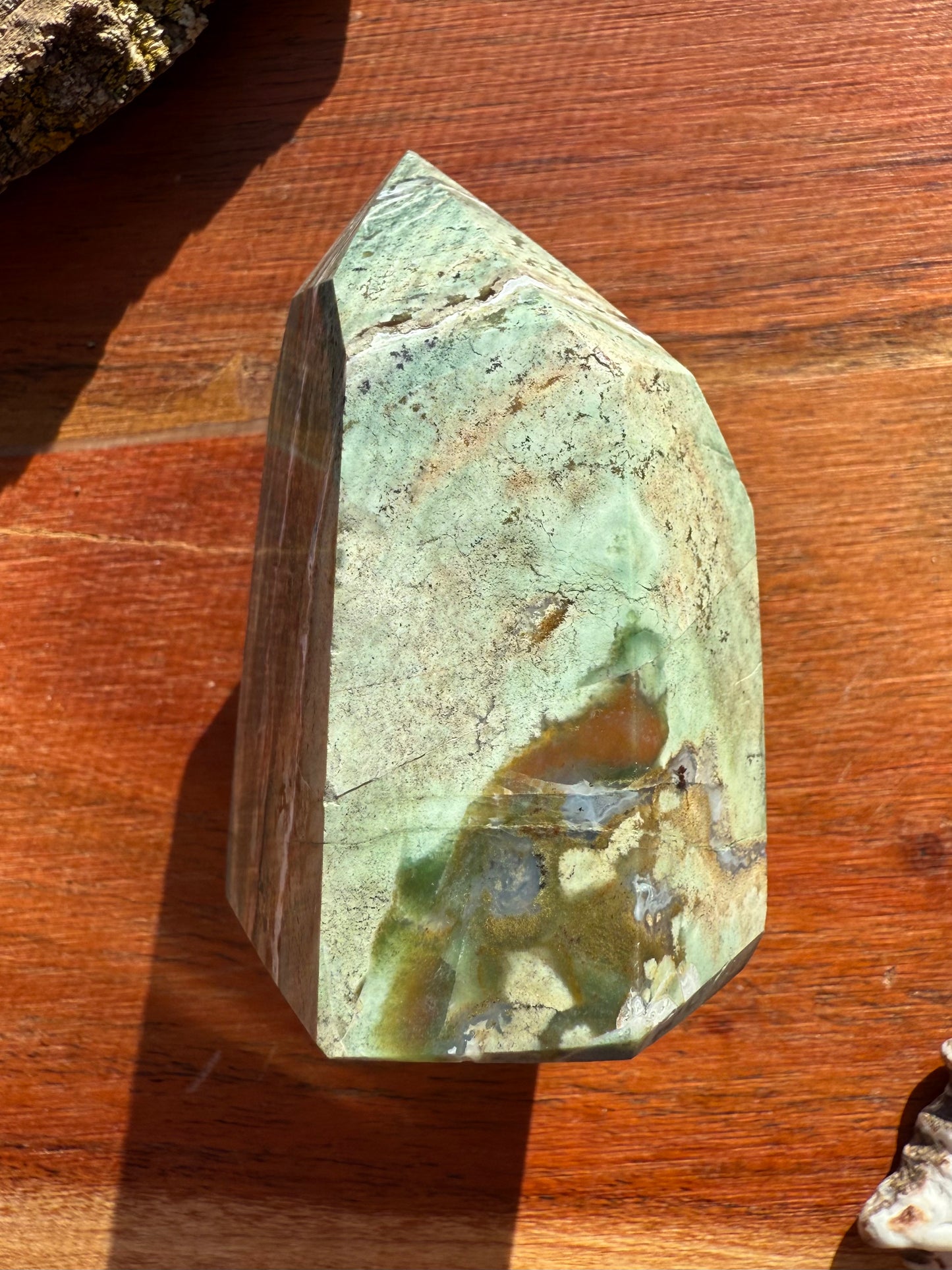 UNICORN JASPER TOWER