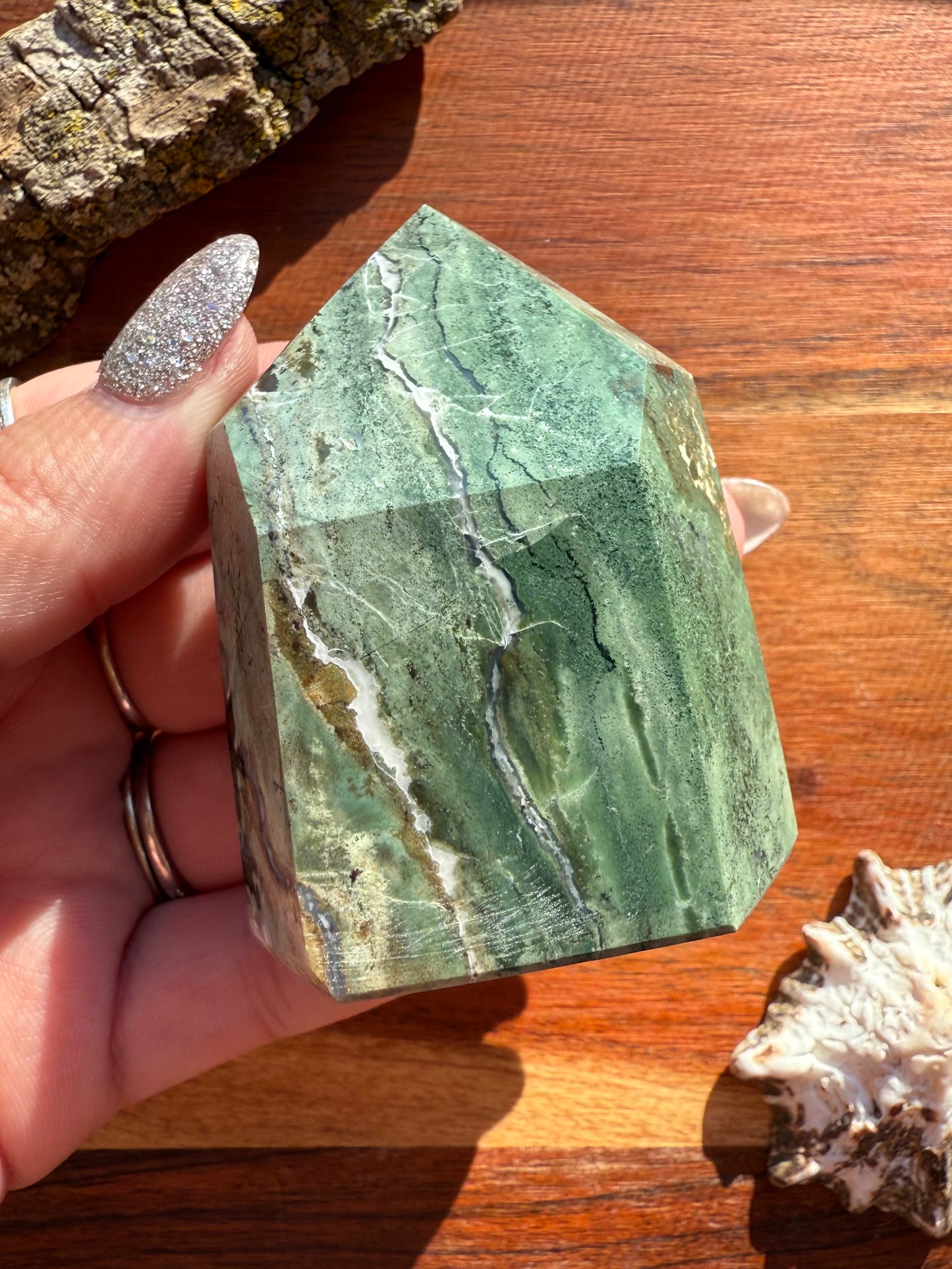 UNICORN JASPER TOWER