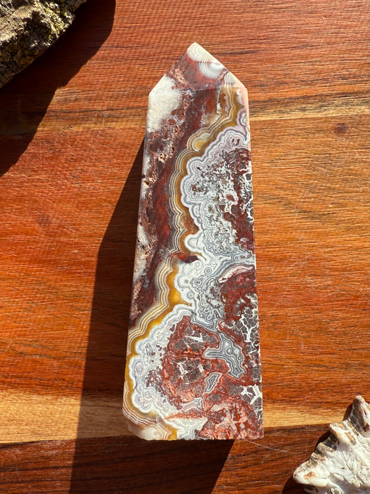 CRAZY LACE AGATE TOWER