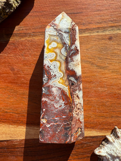 CRAZY LACE AGATE TOWER
