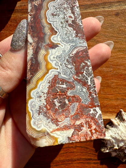 CRAZY LACE AGATE TOWER