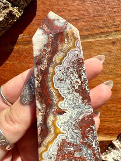 CRAZY LACE AGATE TOWER