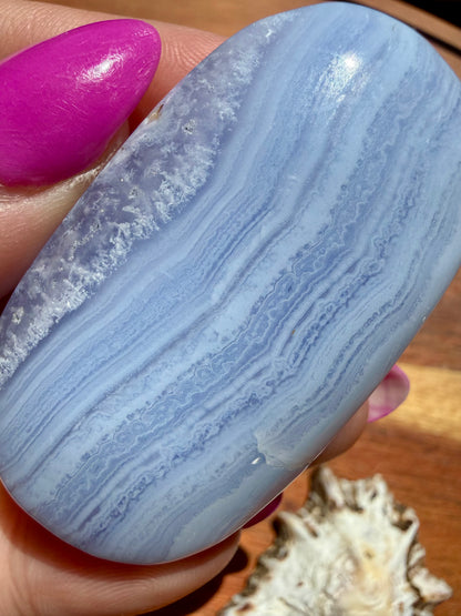 BLUE LACE AGATE PALM STONE